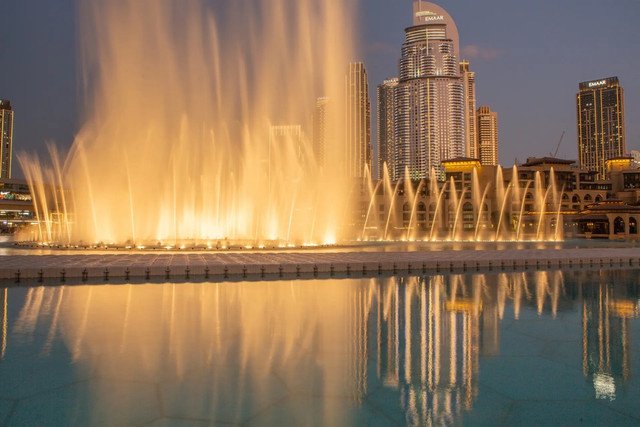 نافورة برج خليفة – دبي